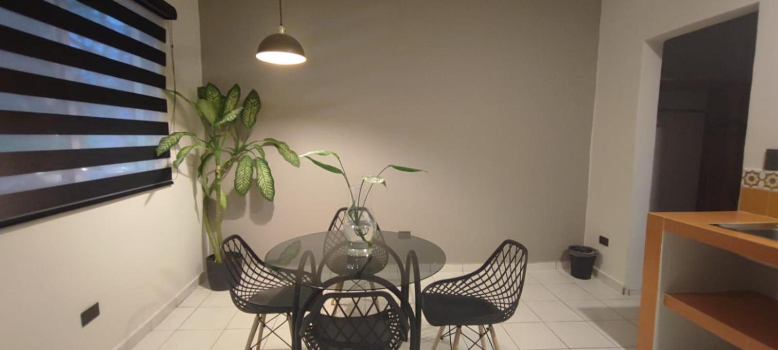 Ha Garden Gallery - 5th Avenue Hotel *